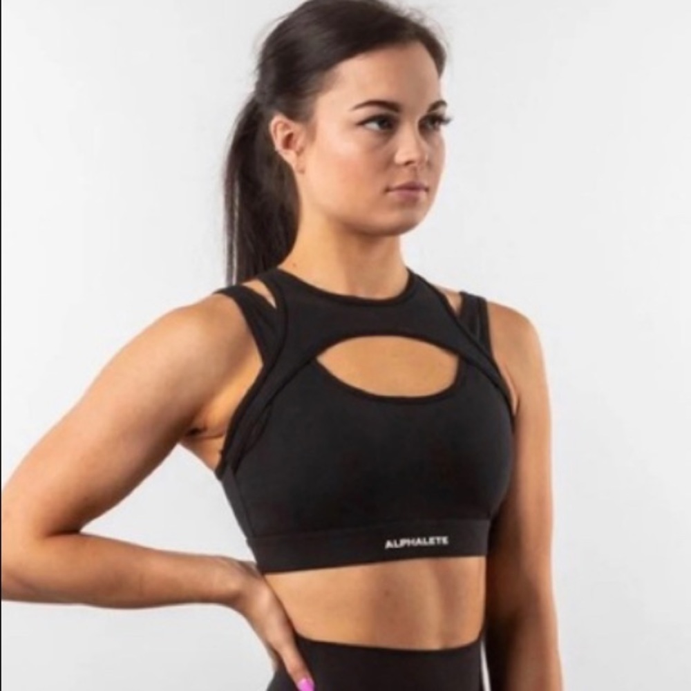 Keyhole bra
